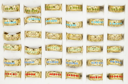36 RVS Ringen - Goud Kleurig met Glinsterende Zirkonia&#039;s
