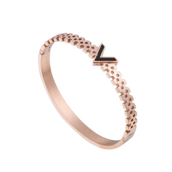 ARMBAND STAINLESS STEEL Kleur Ros&eacute; Goud - &#039;V&#039; Bangle