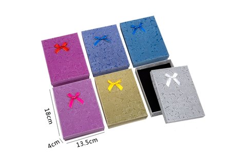 6 stuks Verpakkings doosjes ketting 18x13.5x4 cm