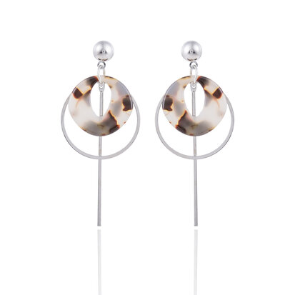 EARRING WITH ROUND ABSTRACT
