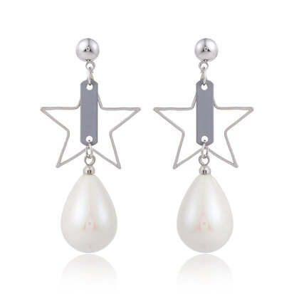 EARRING WITH DRIP & STAR