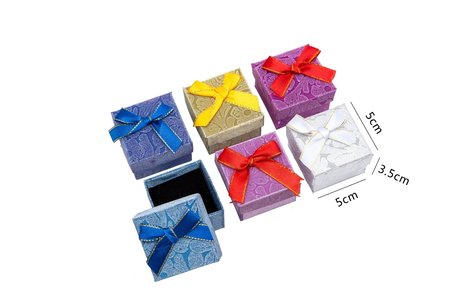 24 stuks Verpakking Doosjes ring 5x5x3.5 cm