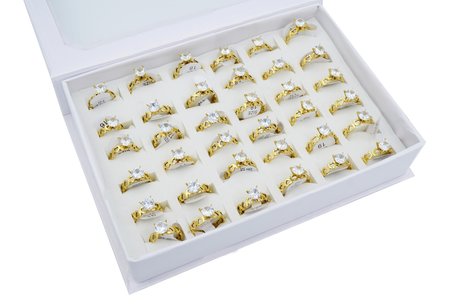 36 RVS Ringen - Zirkonia met Hartjes - Goud